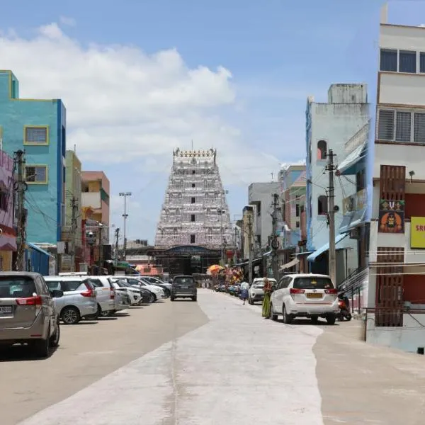 Sri Padmavathi Residency، فندق في تيروباتي