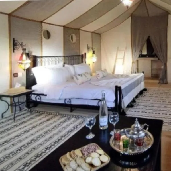 Best-Merzouga traditional camps, hotel in Merzouga