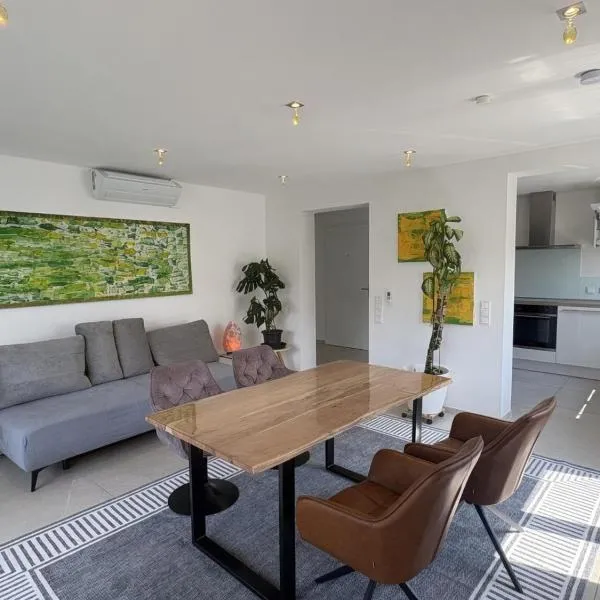 Designerwohnung im Hainpark mit Balkon und Air Condition, viešbutis Bamberge