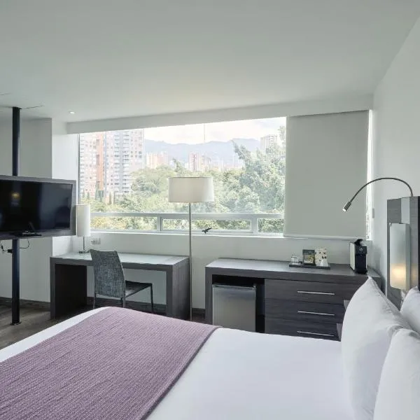 Hotel bh El Poblado – hotel w mieście Medellín