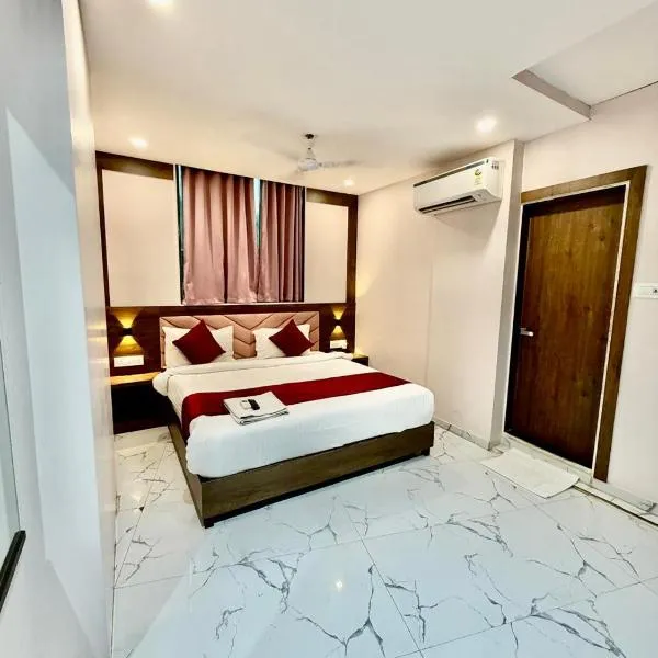 Hotel Classy Comfort Near Exhibition Centre Nesco Goregoan, hotelli Mumbaissa