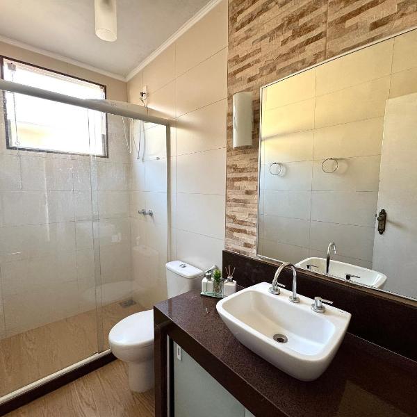 Casa com Piscina, Lareira e Churrasqueira - Foto 3