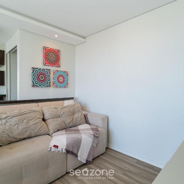 Apt prático 550m da praia Canasvieiras RTBA1361