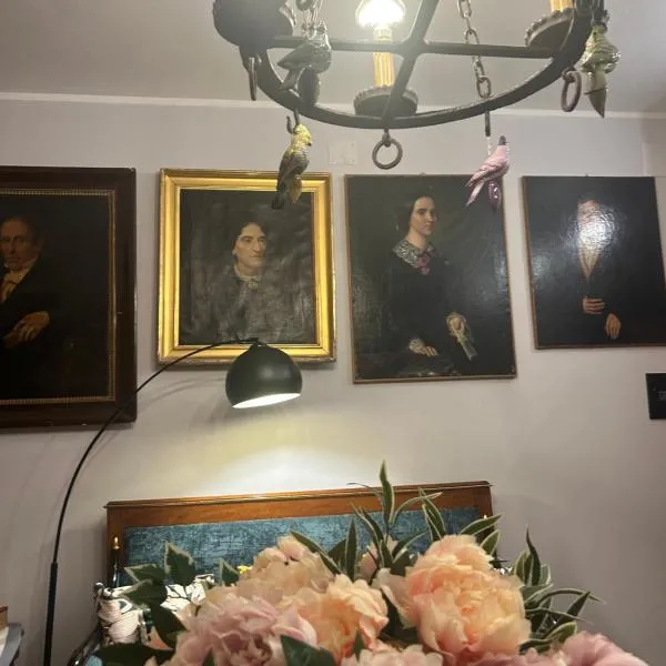 Art action room، فندق في Villanovafranca