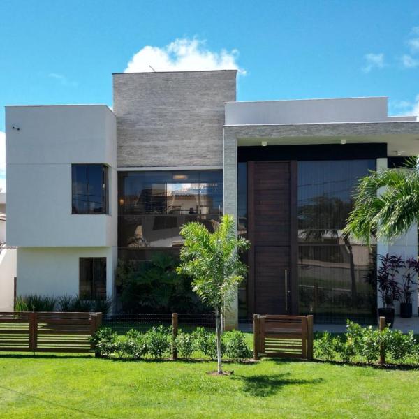 Casa Cherne | Guarajuba há 100 metros da praia!