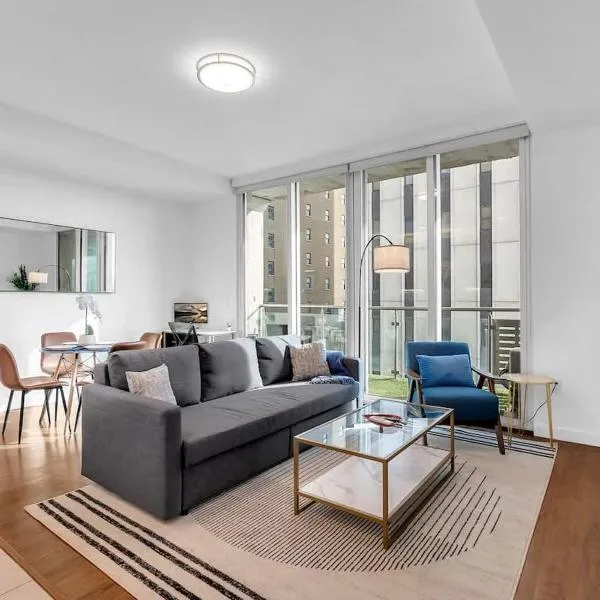 Charming 1BR NearBOKCntr-Gym,Lounge,Balcony,PetOK, hotel em Tulsa