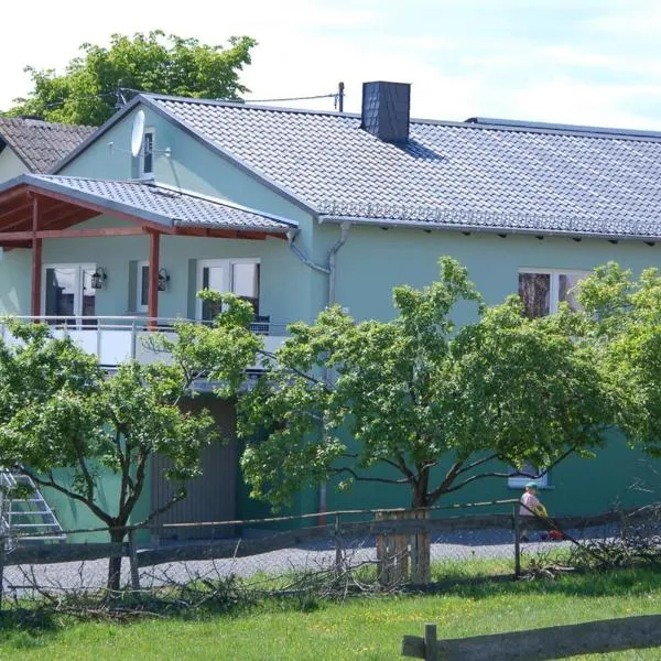 Gänschen klein, готель у місті Ulmen