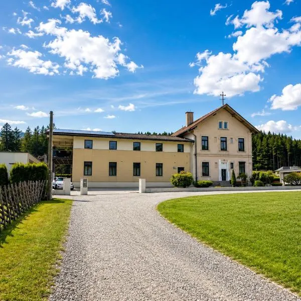 Lavanttalbahn Suite, hotel u gradu 'Bad Sankt Leonhard im Lavanttal'