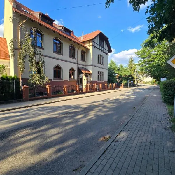 Paczków में, होटल Willa Carcassonne