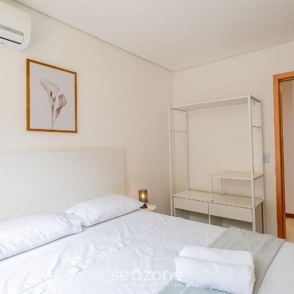 Apto Moderno c/ piscina prox. da Praia AVR0203