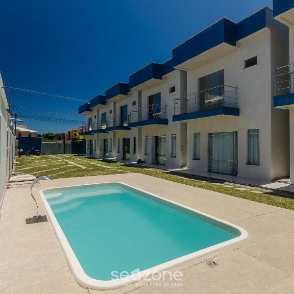 Casa c/ 2 Suítes em Cond. c/ Piscina BLV0002