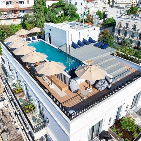 Hotel Madeira, hotel i Budva