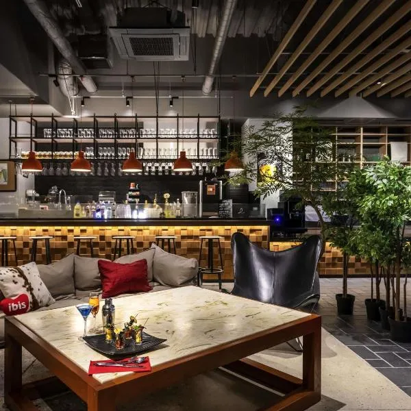 ibis Osaka Umeda, khách sạn ở Osaka