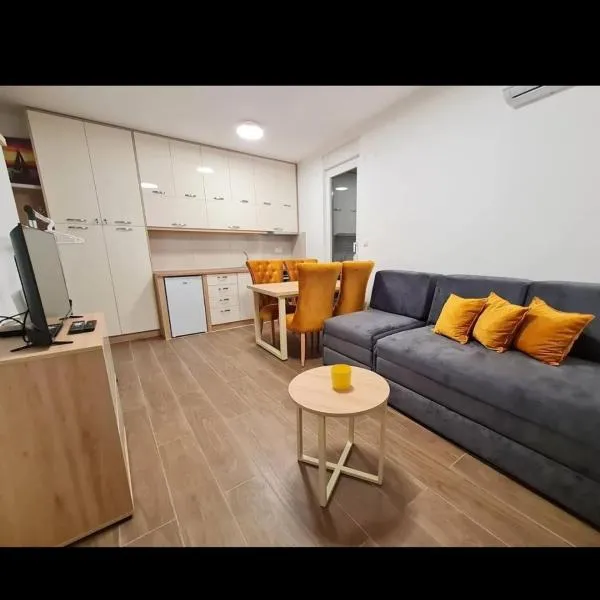 Apartman Osmeh, hotel di Vrnjci