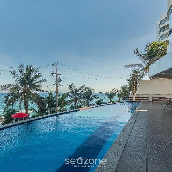 Apto em Cond. c/ Piscina a passos da Praia ESN0702