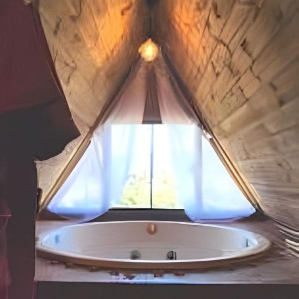 Imperatriz Cabanas (Chalé 1 com hidromassagem)