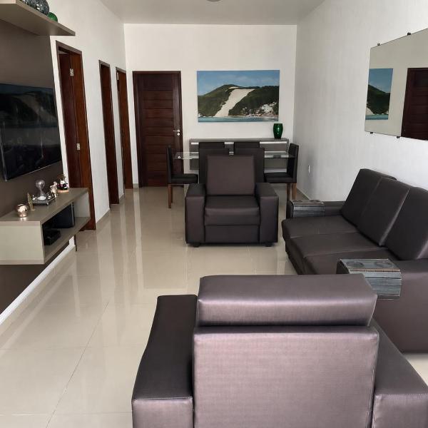 Casa moderna e sofisticada com coragem privativa