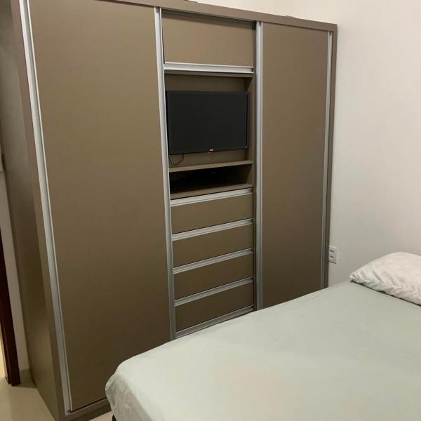 Casa moderna e sofisticada com coragem privativa - Foto 2
