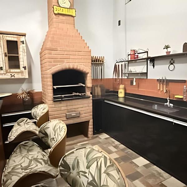 Casa Espaçosa com Área Gourmet - Foto 4