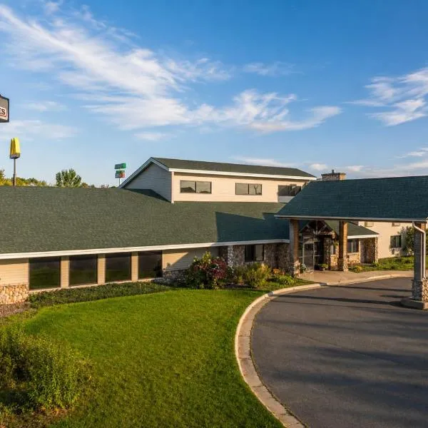 Moose Lake Lodge & Suites, hotell i Moose Lake