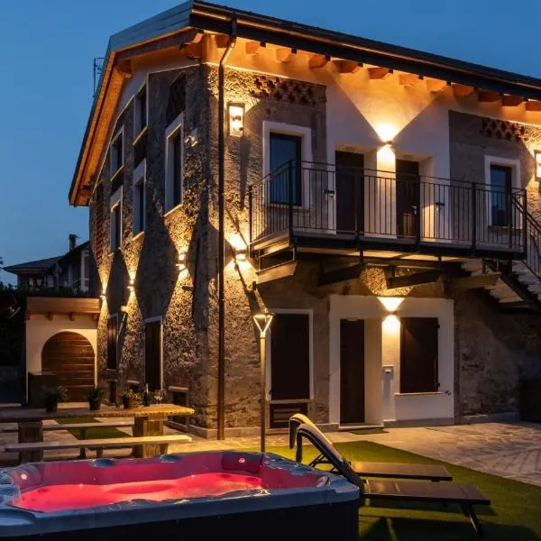 DIMORA DI SOLCIO Historic 17th-Century Apartments, hotell i Lesa