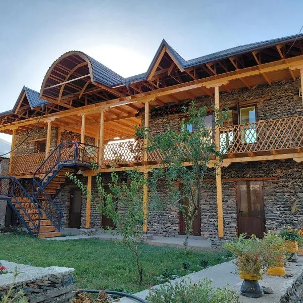 Maysara Homestay, Sentob village, hotell i Tadzhimi
