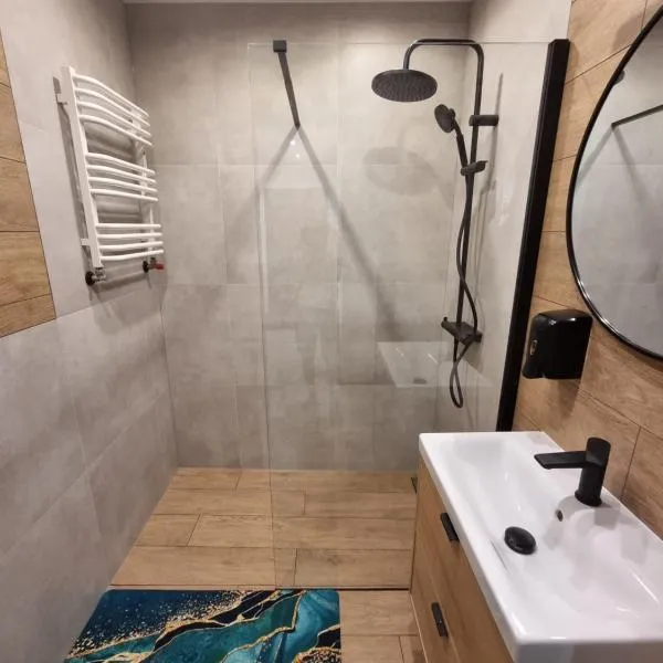W Lesie, hotel v mestu Chełm