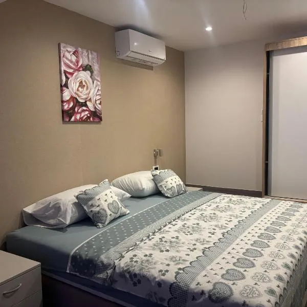Apartman Herceg 2، فندق في تشابلينا
