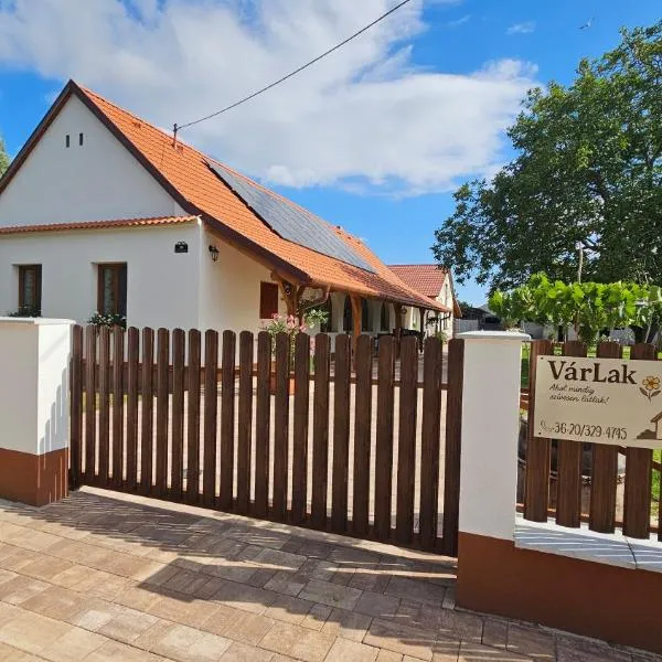 VárLak, khách sạn ở Várbalog