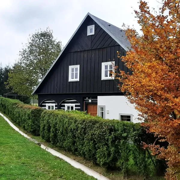 Chalupa Lenička, hotel in Chřibská