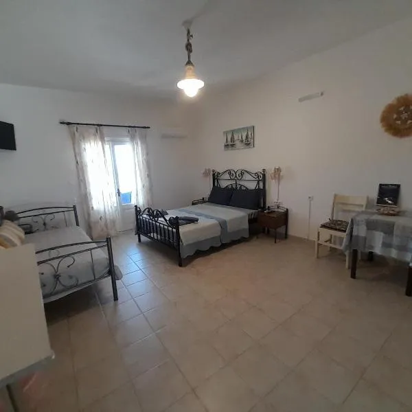 Studios RENA, hotel din Fourni Ikarias