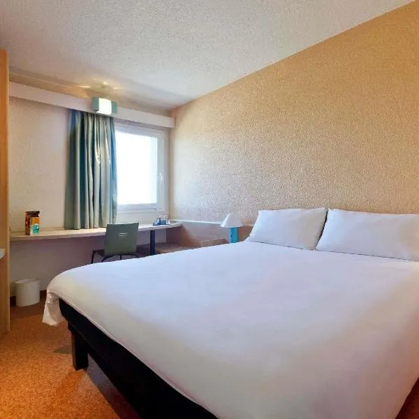 Hotel ibis Porto Sul Europarque, hotel u gradu 'Santa Maria Da Feira'