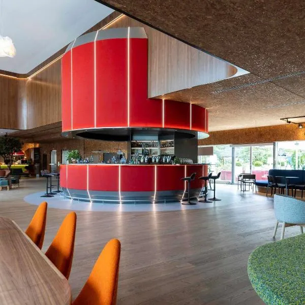 Novotel Zurich City West, hotel a Zuric