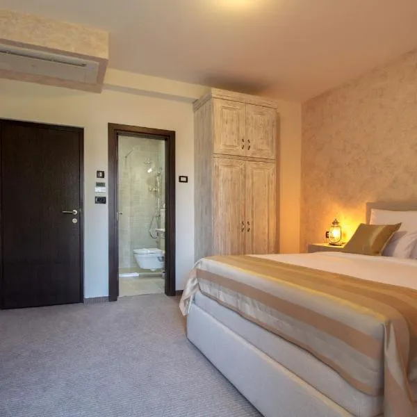 티밧에 위치한 호텔 Hotel Helada