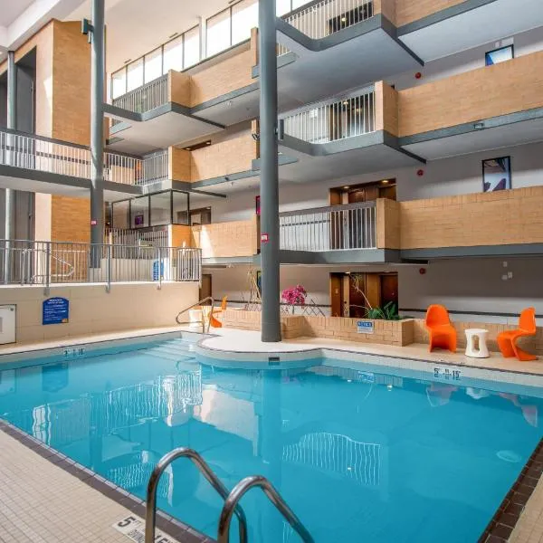 Coast Calgary University Area Hotel by APA, hotel in Calgary