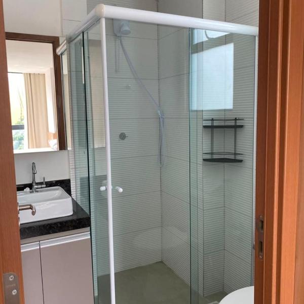 Lindo flat, Porto de Galinhas, próximo a praia, piscina, garagem coberta - Foto 3