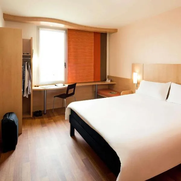 Ibis Barcelona Santa Coloma, hotel en Santa Coloma