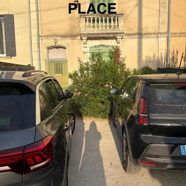 Côté Court, hotel in L'Isle-sur-la-Sorgue