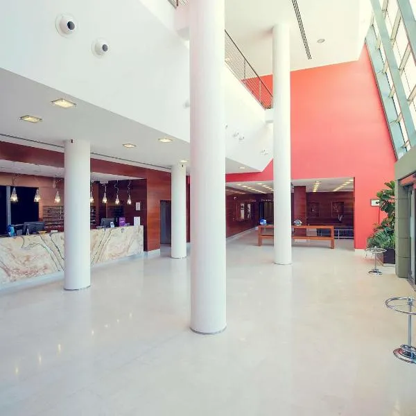 Mercure Genova San Biagio، فندق في جينوا