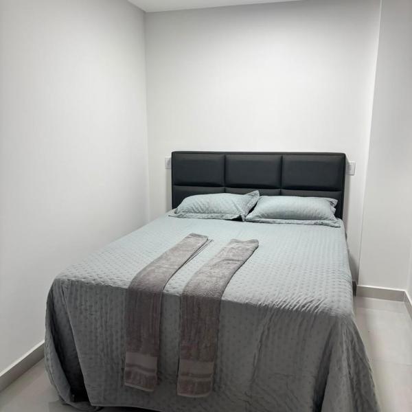Apartamento Executivo Premium - Ar - Suíte - Piscina - Foto 2