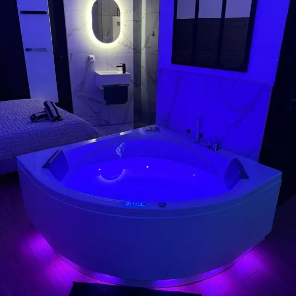 L evazion jacuzzi appartement Grenoble, hôtel à Grenoble