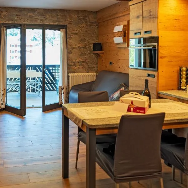 BERTUZZI HOMES "Luxury Chalet", viešbutis mieste Aprika