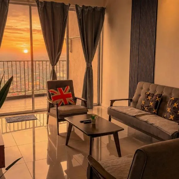 Viesnīca Crystal Creek Sunset Pool View Condo for 10 Guests with Free Netflix & WiFi pilsētā Taipinga