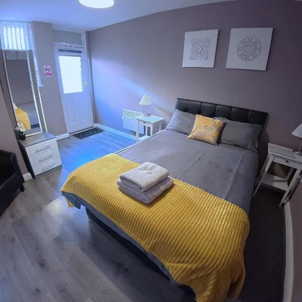 Modern Leeds Apartment Free Parking Near Hospital & Arena, Hotel in Leeds
