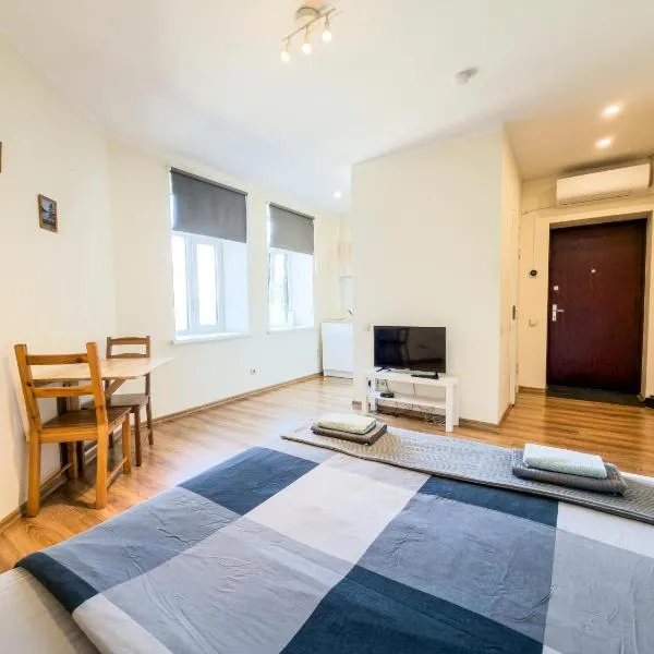 City Escape - Comfortable City Stays with Free Parking On Premises, hotel v Rige
