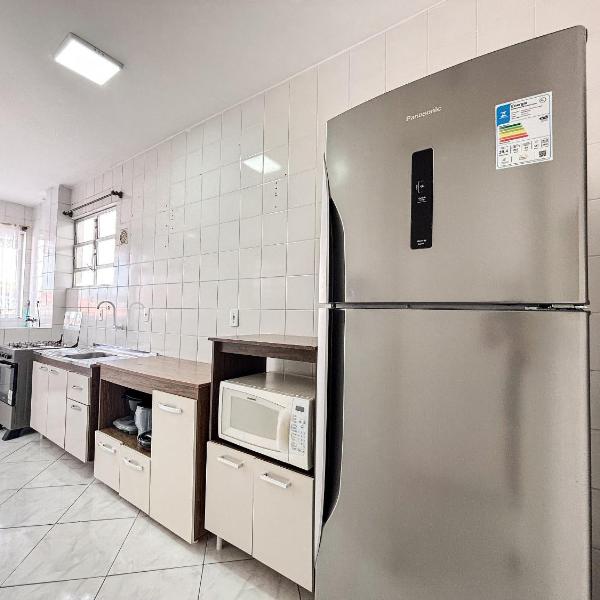 Apê com A/C e Garagem | 300m Praia Canasvieiras - Foto 4