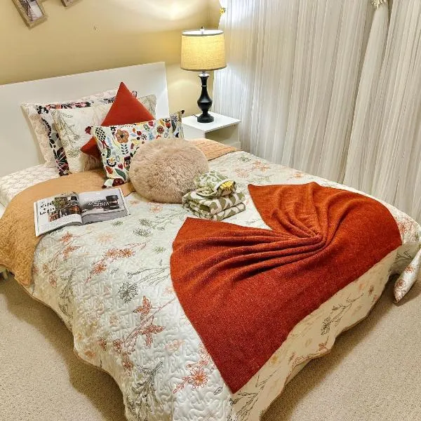 Scorpio House Langley - Semi-basement Suite, hotel Langleyben