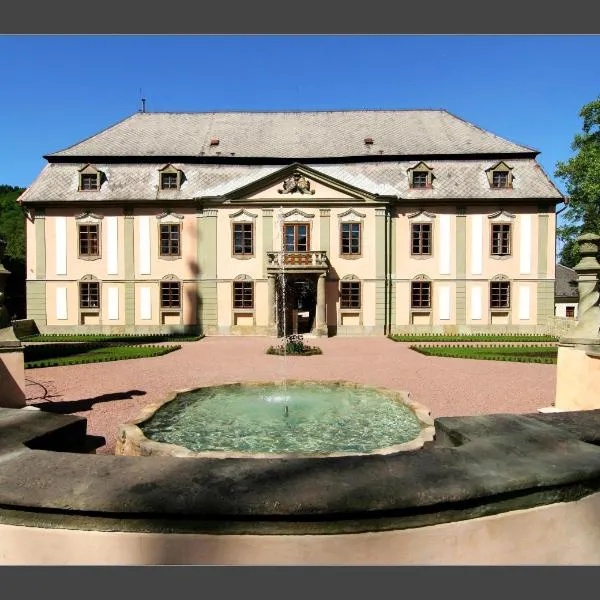 Zámek Potštejn, hotel in Potštejn