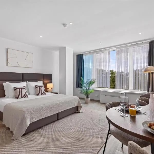Midi 33 by Reside - New Opening, hotel in Brussels