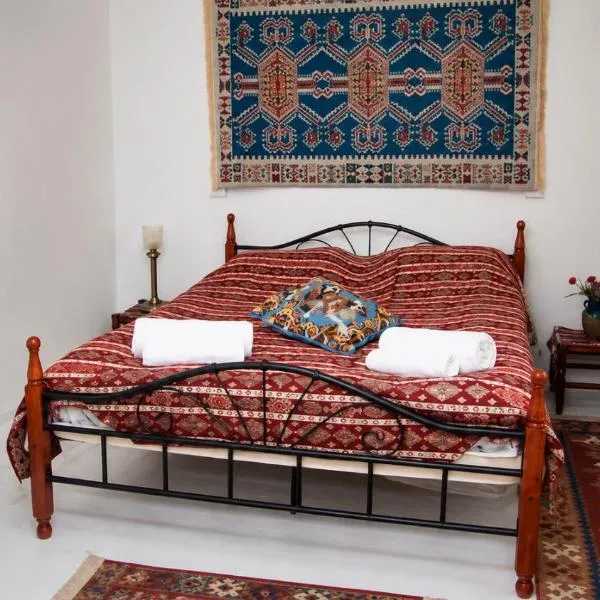 Guest House in Sanahin, hotel en Sanain